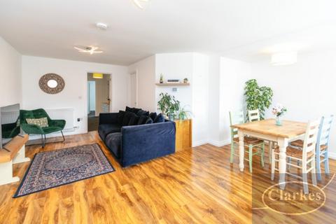 3 bedroom flat for sale, Columbia Road,, bournemouth