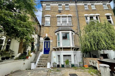 2 bedroom flat for sale, Tufnell Park Road, London