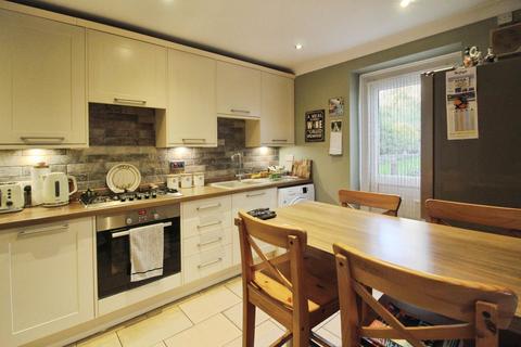 3 bedroom end of terrace house for sale, Sheridan Road, Lancashire BB8
