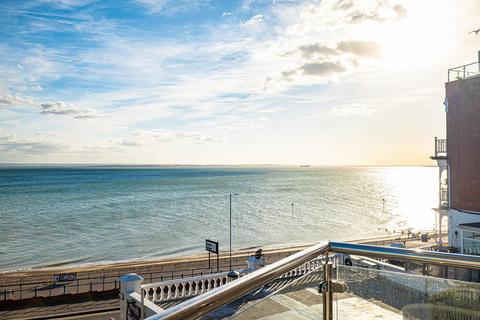 Shorefield Road, Westcliff-on-sea, SS0