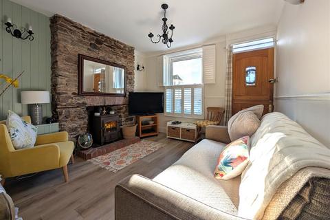 3 bedroom terraced house to rent, Roseville Street, Dartmouth