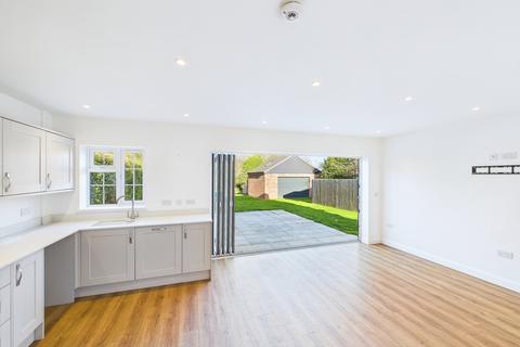 5 bedroom detached house for sale, Fen Street, Peterborough PE7