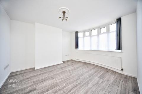 3 bedroom semi-detached house for sale, Luton, Bedfordshire, LU1