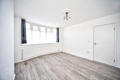 3 bedroom semi-detached house for sale, Luton, Bedfordshire, LU1