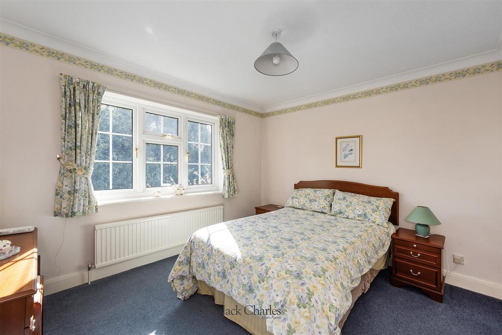 11 Allington Drive, TN10 4 HH 012.jpg