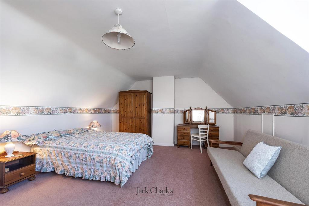 11 Allington Drive, TN10 4 HH 014.jpg
