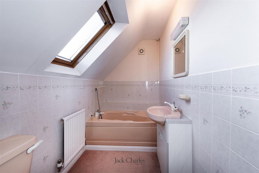 11 Allington Drive, TN10 4 HH 015.jpg