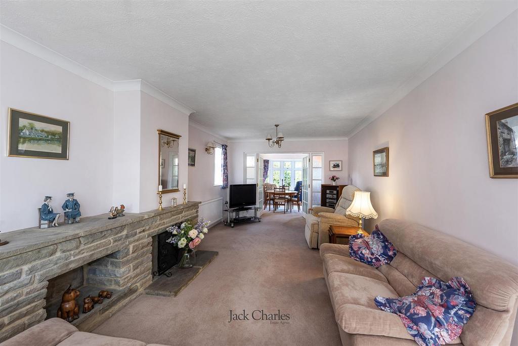 11 Allington Drive, TN10 4 HH 004.jpg