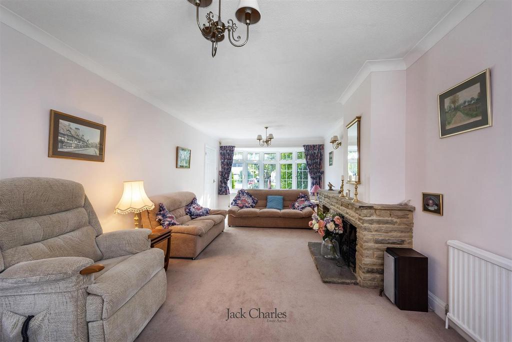 11 Allington Drive, TN10 4 HH 005.jpg