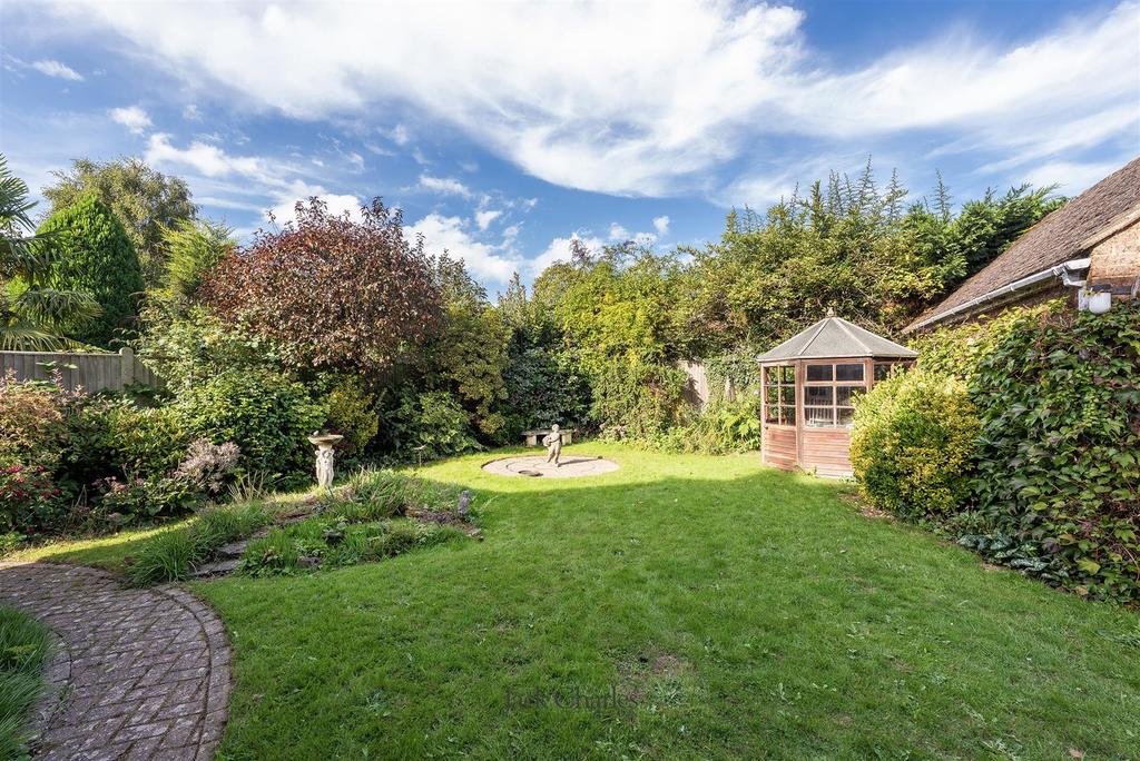 11 Allington Drive, TN10 4 HH 016.jpg
