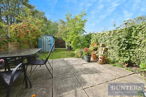 41 Back Lane, Guiseley, Leeds, LS20 8EA