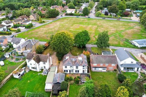 5 bedroom detached house for sale, Cricketers Lane, Herongate, Brentwood