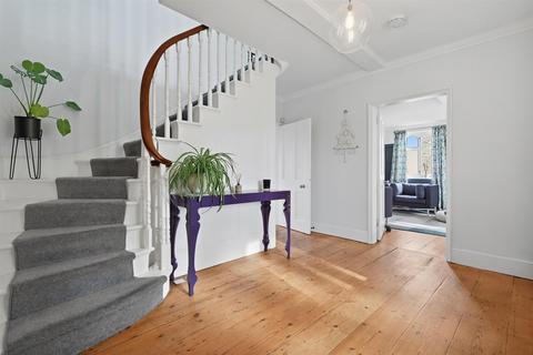5 bedroom detached house for sale, Cricketers Lane, Herongate, Brentwood