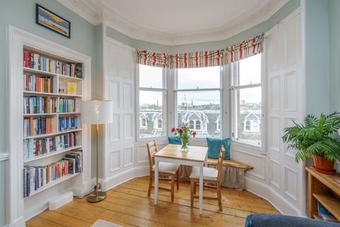 30/7 Bath Street, Edinburgh, EH15 1HD
