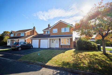4 bedroom detached house for sale, Beaufort Close, Burbage, Hinckley