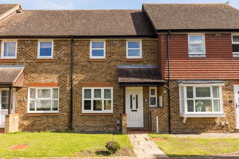 2 bedroom terraced house for sale, Thistle Way, Horley RH6