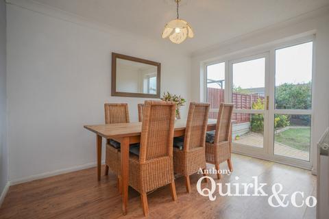 undefined, Fairview, Canvey Island, SS8