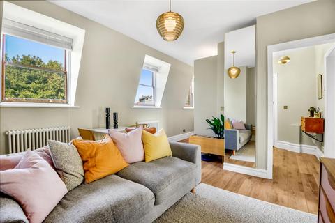 1 bedroom flat for sale, Nevill Road, London, N16