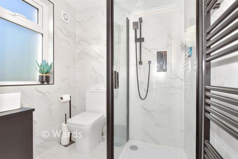 2 Streamdale, London, SE2 0PD