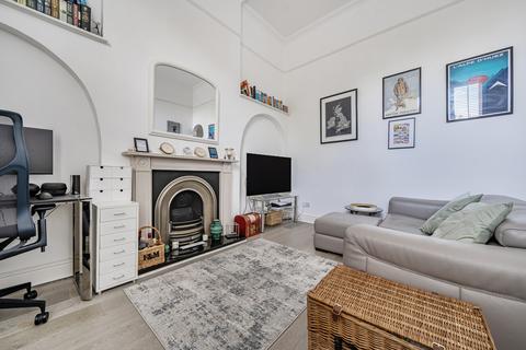 1 bedroom apartment for sale, Leicester Road, New Barnet, Hertfordshire, EN5