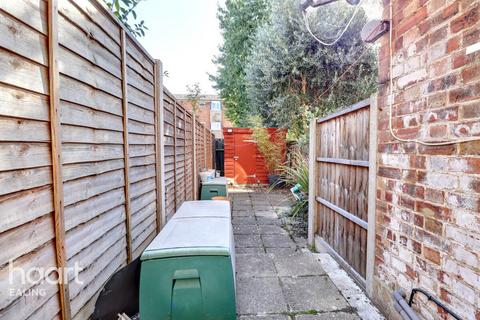 undefined, Lawrence Road, LONDON