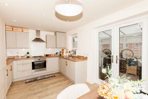 3 bedroom semi-detached house for sale, Phoenix Close, Mansfield, NG18