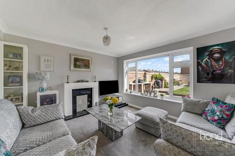 5 bedroom semi-detached house for sale, Blackwater Close, Chelmsford CM1