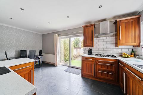 undefined, Banstead Road, Caterham CR3