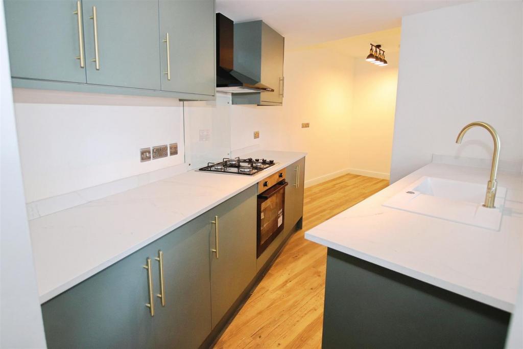 Fitted kitchen