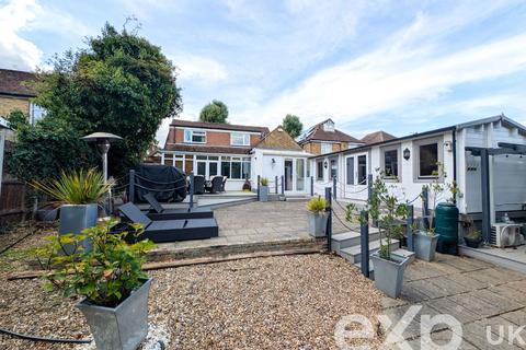 4 bedroom detached house for sale, Marion Crescent, Maidstone ME15