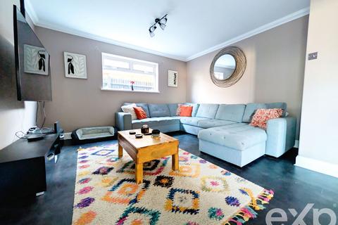 4 bedroom detached house for sale, Marion Crescent, Maidstone ME15
