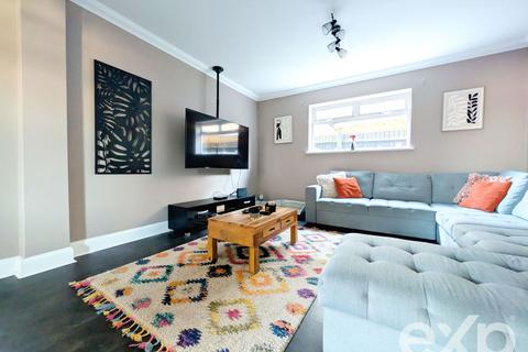 4 bedroom detached house for sale, Marion Crescent, Maidstone ME15