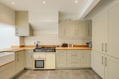 3 bedroom terraced house for sale, Leahurst Road, Hither Green, SE13