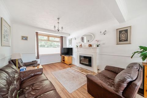 4 bedroom semi-detached house for sale, Coulsdon Road, Caterham CR3