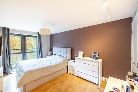 undefined, Croydon Road, Caterham, CR3