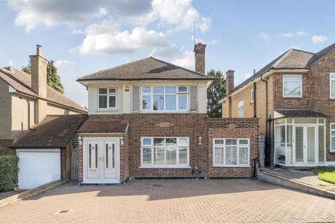 Shaftesbury Avenue, Kenton, HA3 0RF