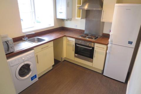 2 bedroom flat to rent, Sanderson Villas, Gateshead, NE8 4TL