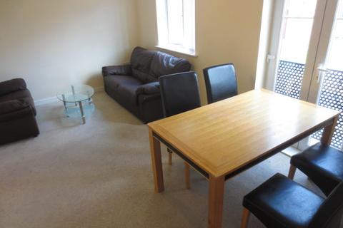 2 bedroom flat to rent, Sanderson Villas, Gateshead, NE8 4TL