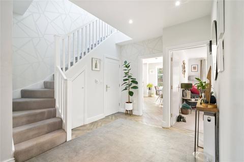25 Lime Grove, Twickenham, TW1 1EL