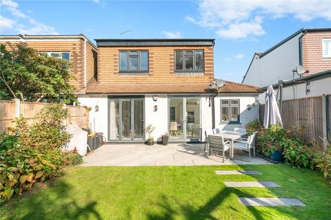 25 Lime Grove, Twickenham, TW1 1EL