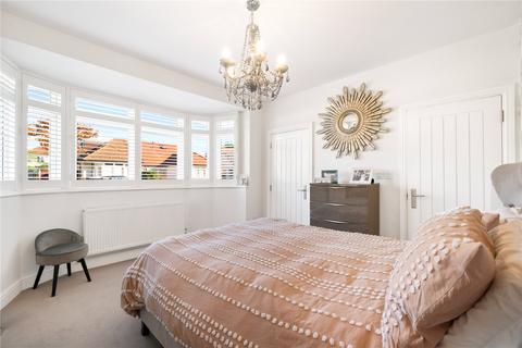 25 Lime Grove, Twickenham, TW1 1EL