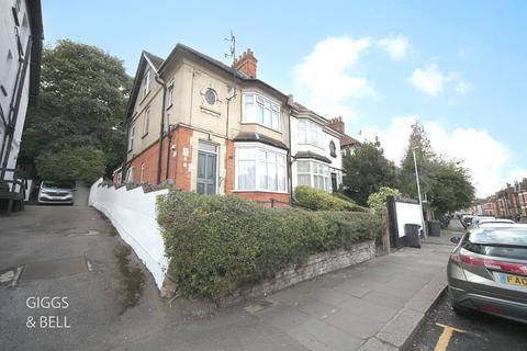 undefined, Luton, Bedfordshire, LU1