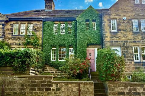 3 bedroom terraced house to rent, The Row, Rawdon, Leeds, West Yorkshire, LS19