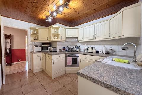 undefined, Derwen Deg Close, Abergavenny NP7