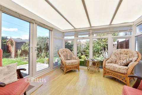undefined, Ronstan Gardens, Freshwater, Isle of Wight
