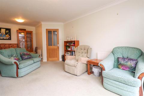 undefined, Ravelin Close, Crondall GU10