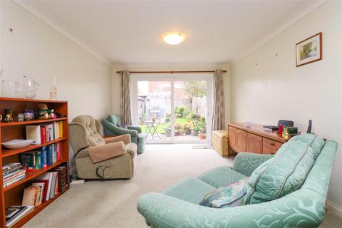 undefined, Ravelin Close, Crondall GU10
