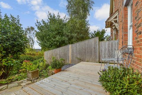 3 bedroom end of terrace house for sale, Coombe Lane, Tenterden, Kent