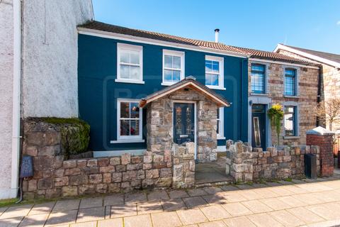 3 bedroom terraced house for sale, Commercial Street, Ystradgynlais, Swansea, SA9 1HD