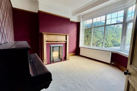 6 bedroom semi-detached house for sale, Norman Road, Birmingham B31